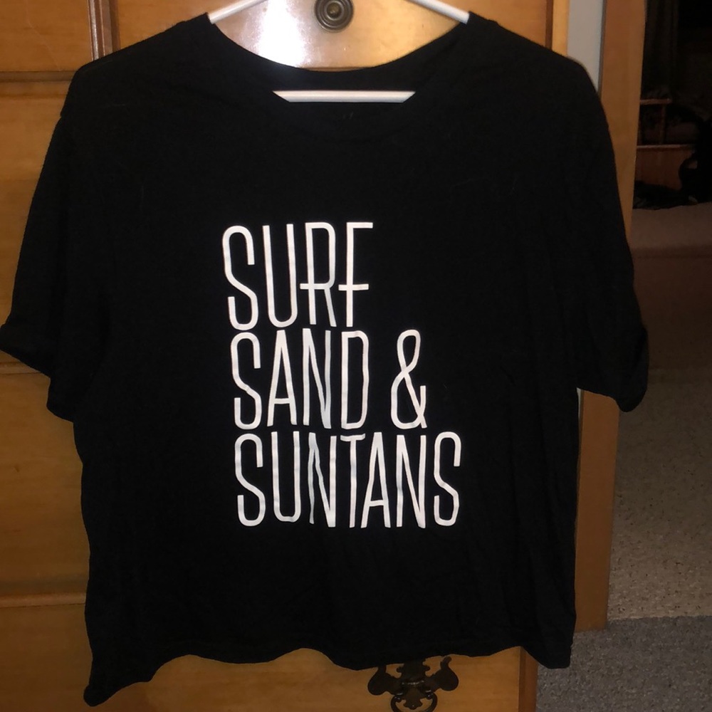 “surf sand and suntans” t-shirt